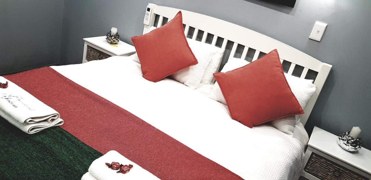 Graceland Guesthouse Почефструм Екстер'єр фото